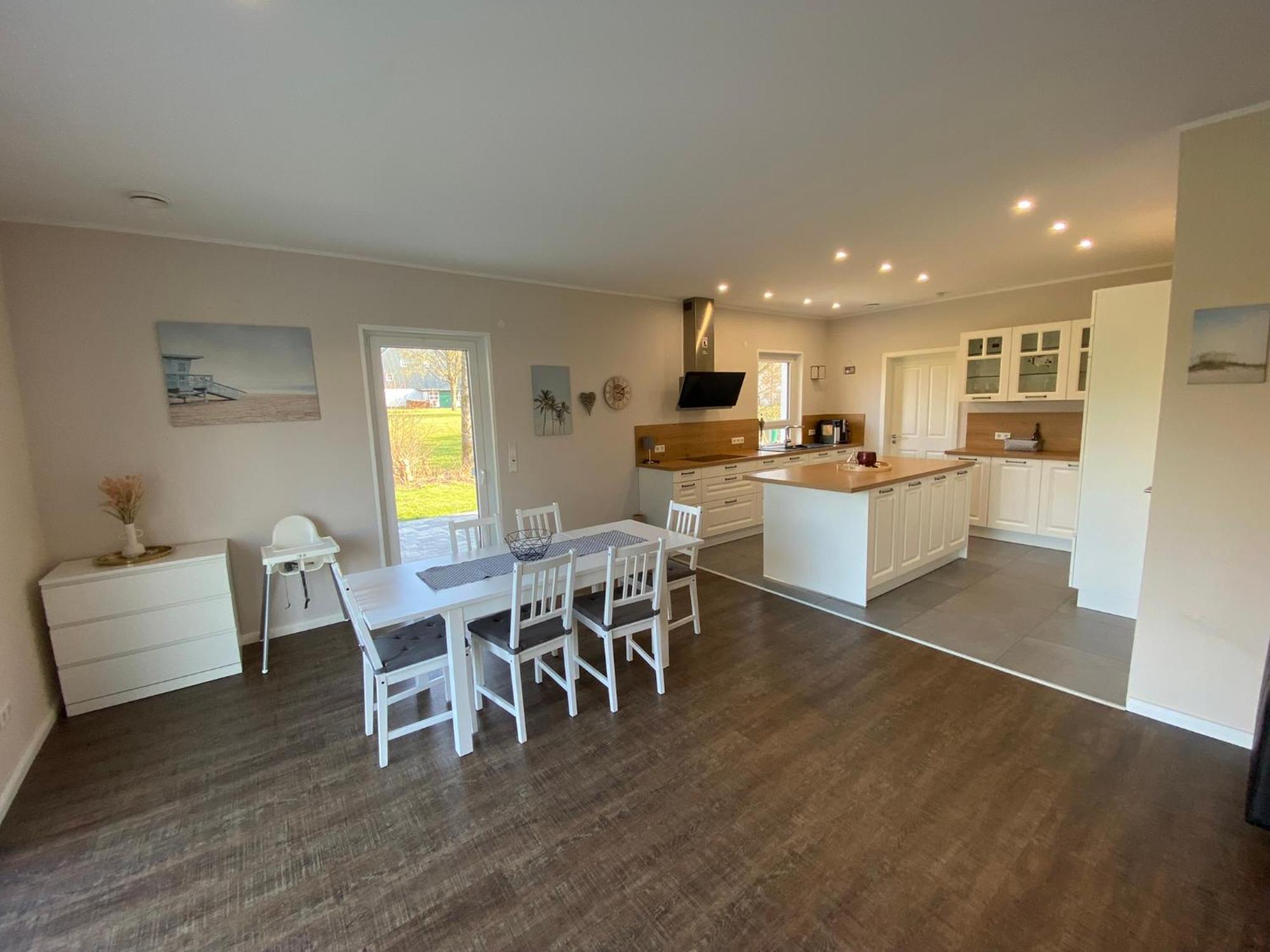 Repetal Apartment *
